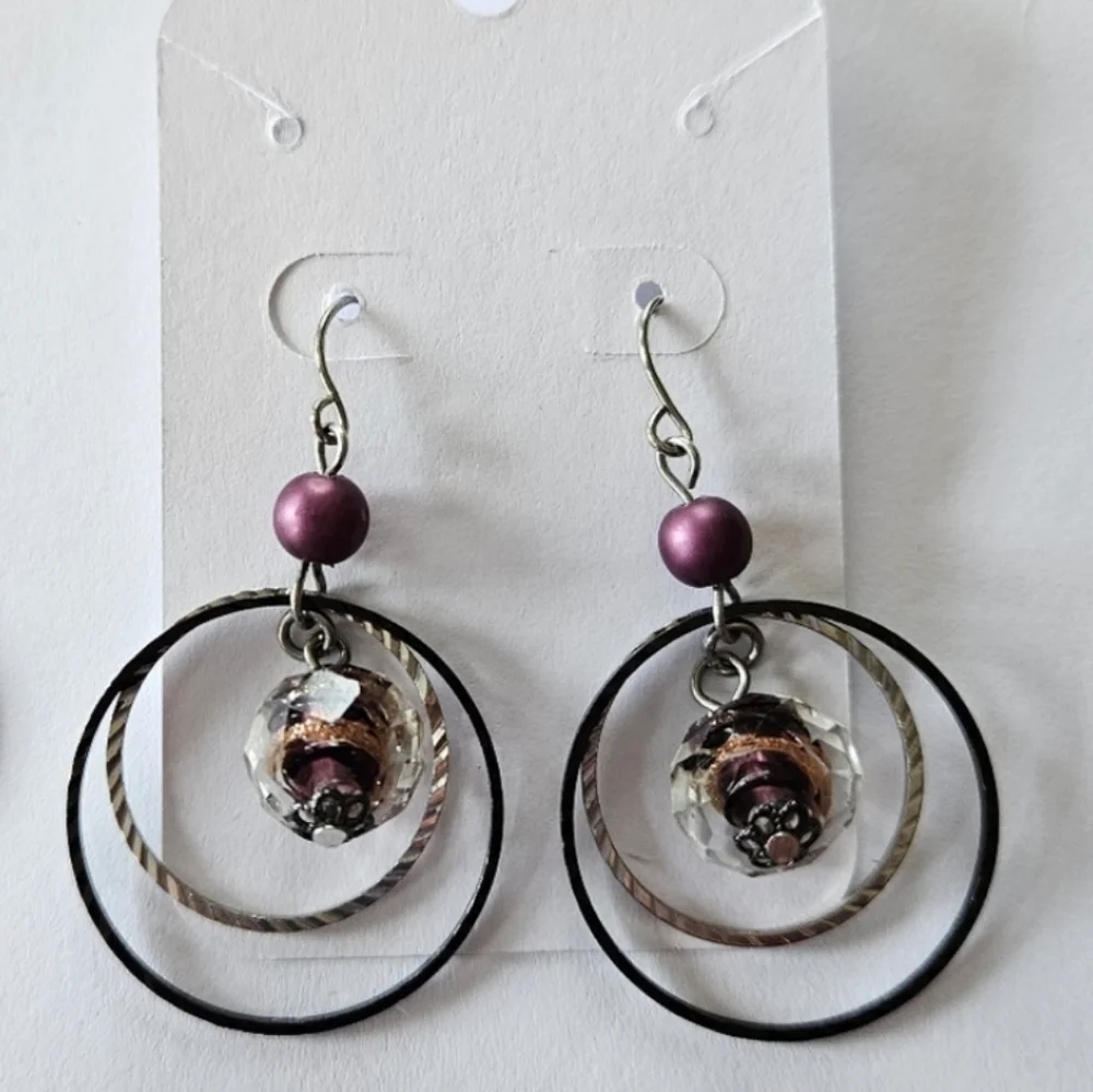 Contemporary Pierced Dangle Earrings Lot of 10 Faux Pearl, Faceted Glass, Beaded - Picture 11 of 11